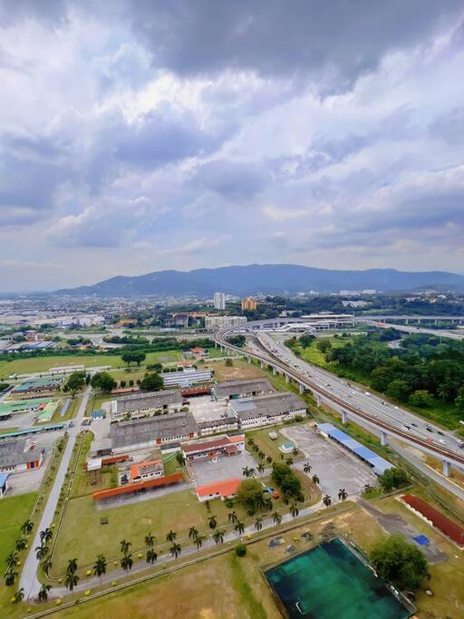 Heritage Studio With Balcony D'Sara, Direct Mrt Kampung Selamat, Near Thomson And Sungai Buloh Hospital Shah Alam Exterior foto